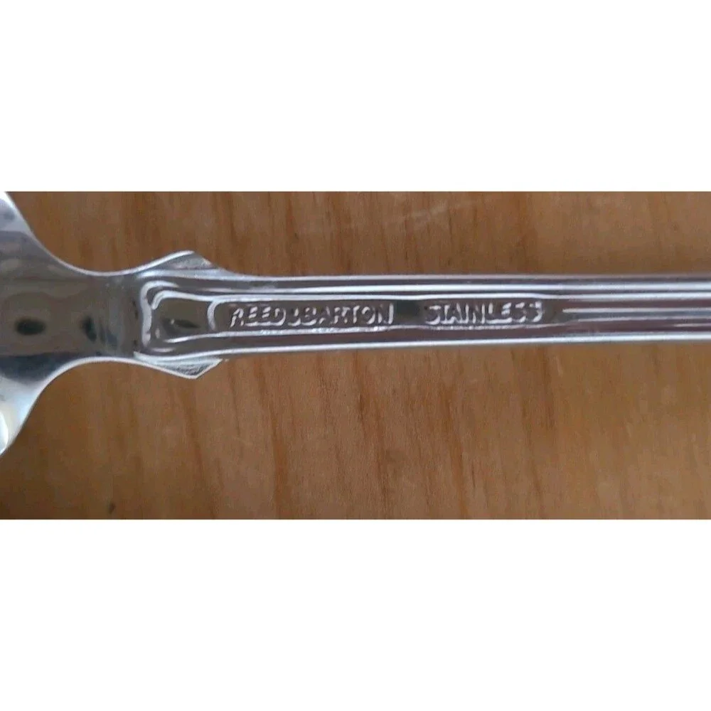 Set 4 Reed & Barton COLONIAL SHELL 1961 Stainless Steel Iced Tea Spoons Flatware